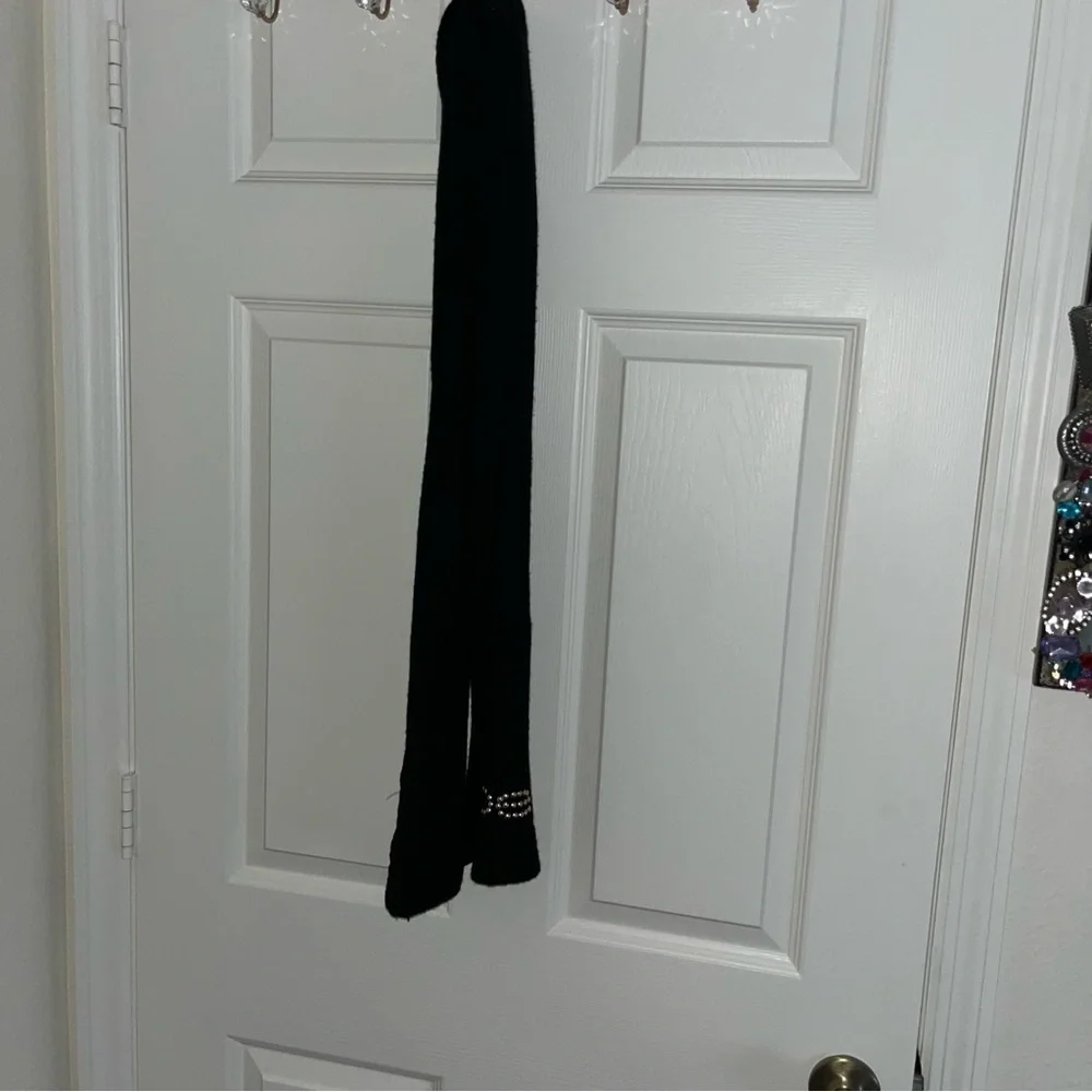 Bebe gold stud black sweater Scarf vintage retro y2k